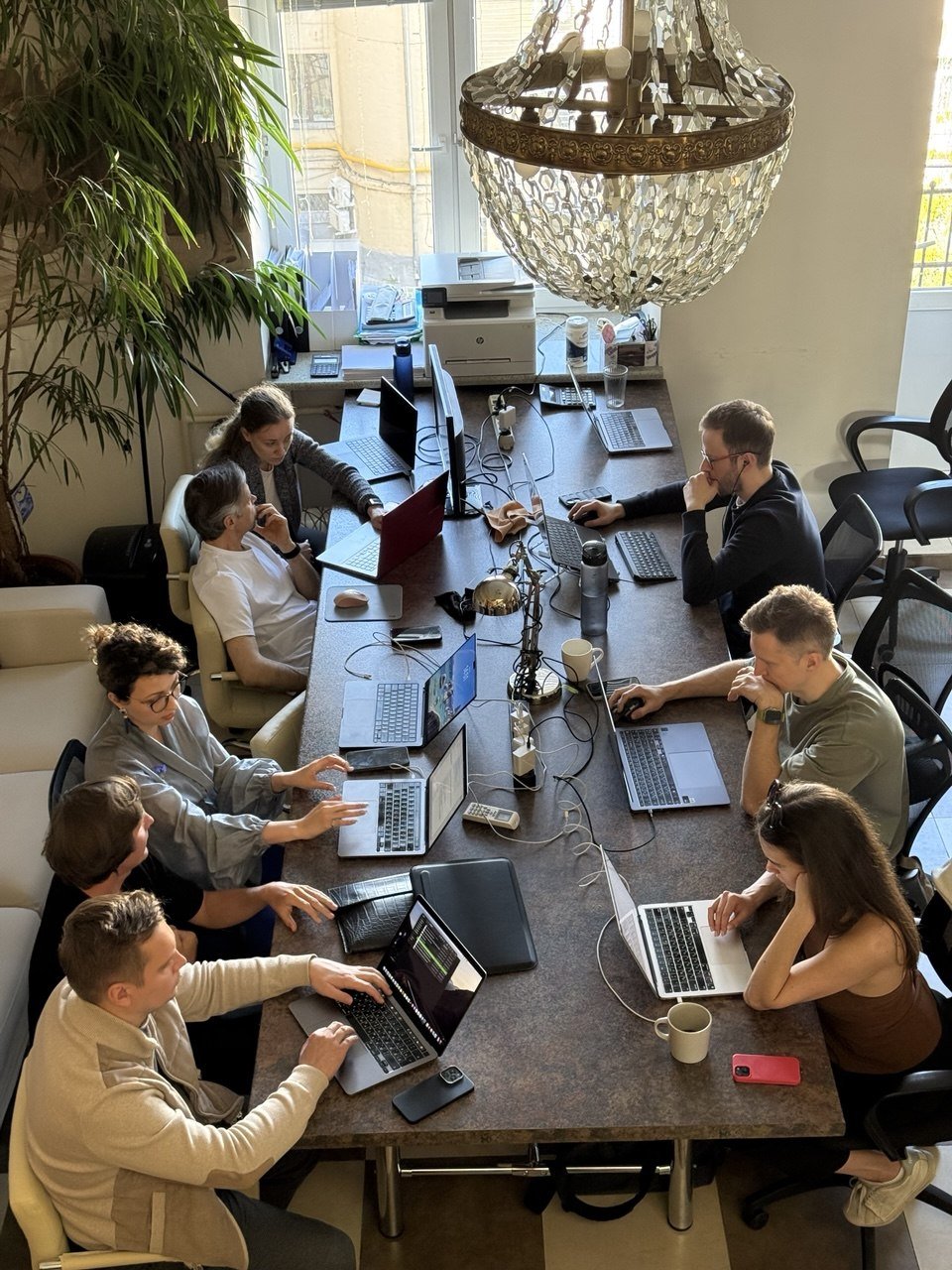 AI Hackathon: Vibe-Coding — команда за работой