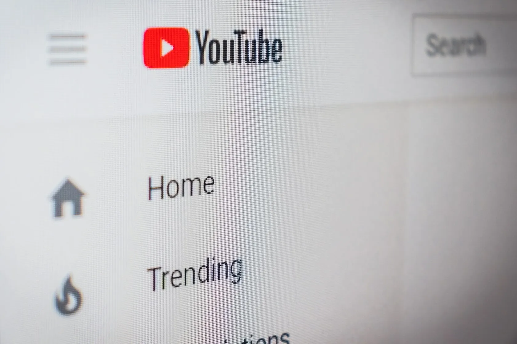 Каналы продвижения фаундера: YouTube, email, Twitter и личный бренд